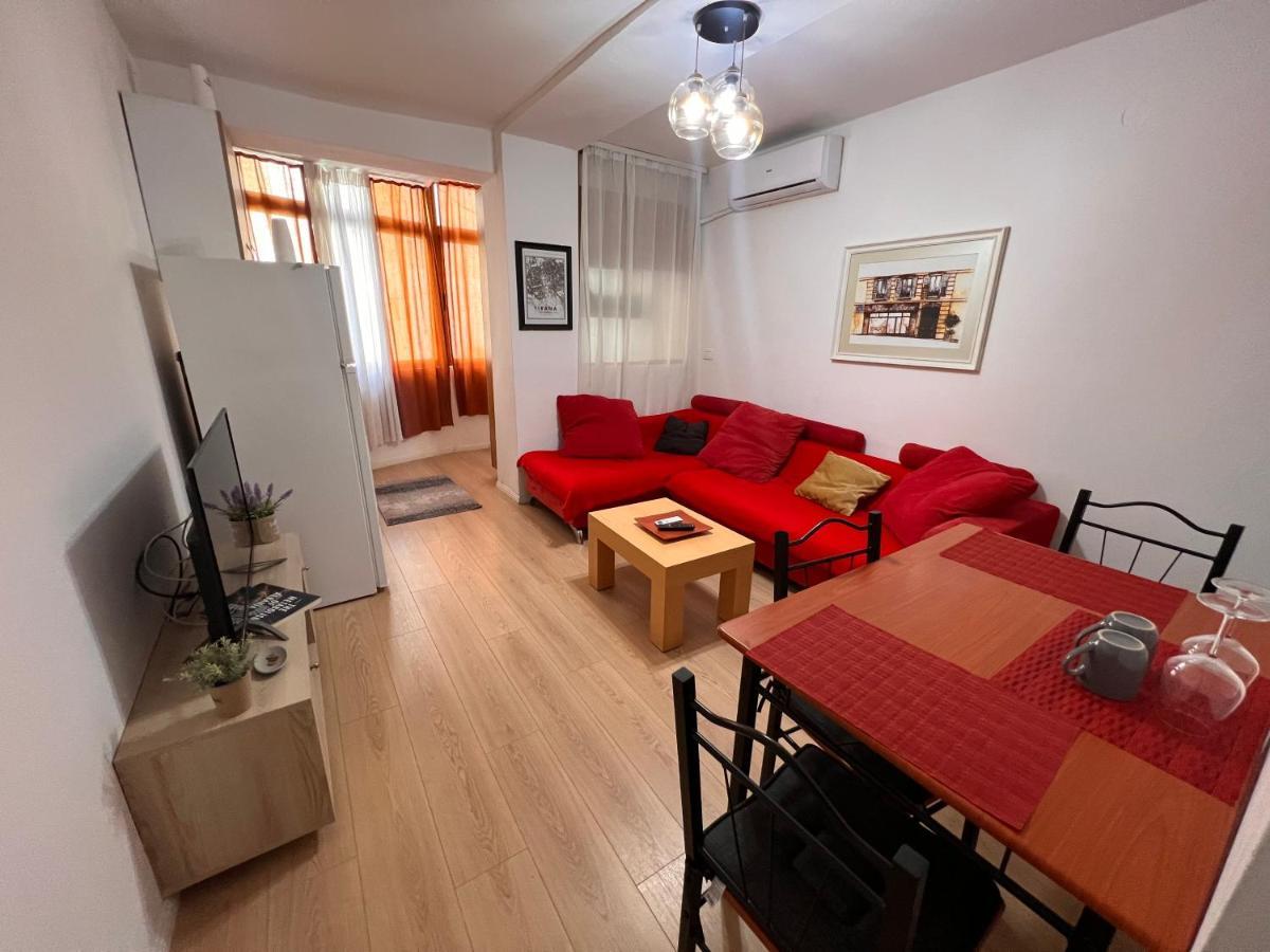 Alea1 Apartment Тирана Екстер'єр фото